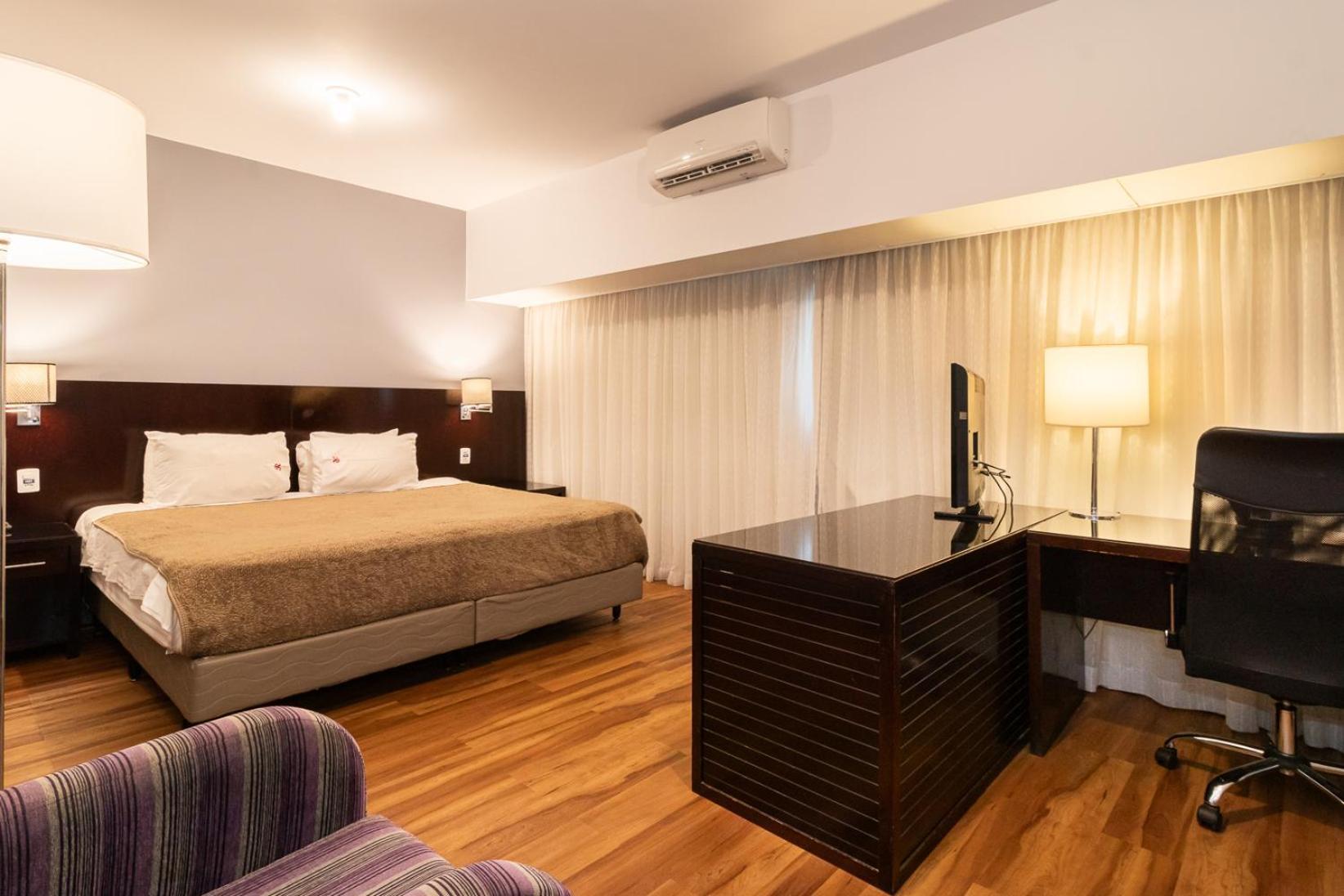 Apartment A1 Flats Wym Brooklin *