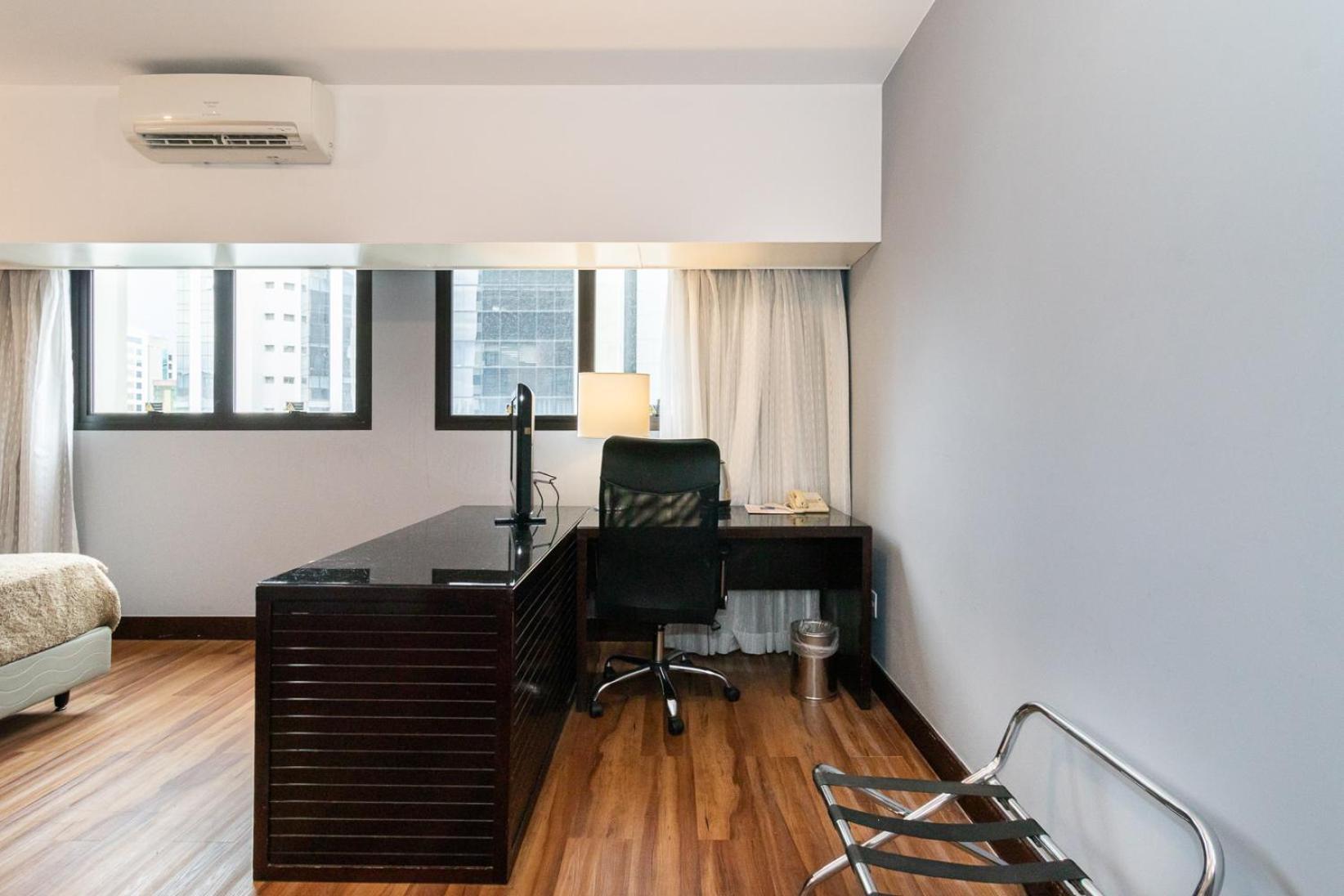 Apartment A1 Flats Wym Brooklin