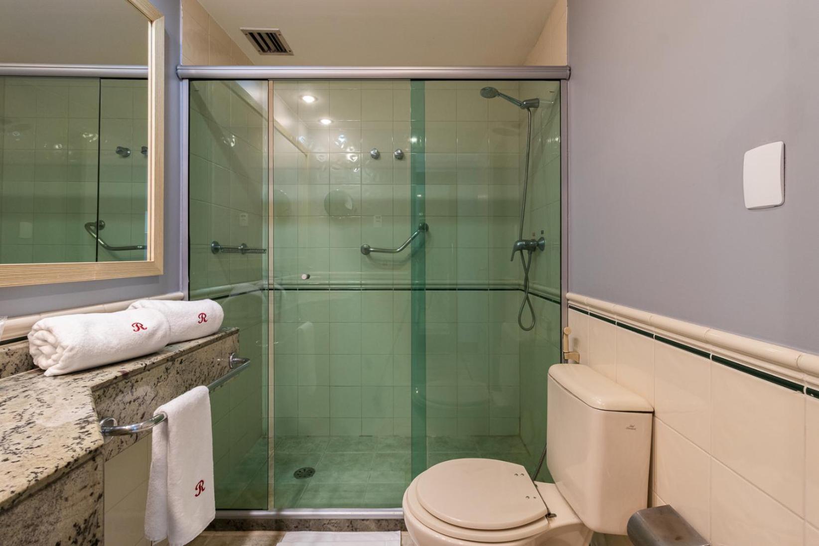 Apartment A1 Flats Wym Brooklin